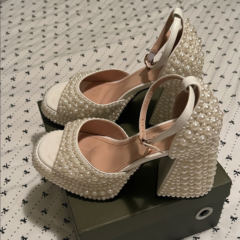 Pearl Embellished White Platform Sandals with Ankle Strap - Picture 2 of 8